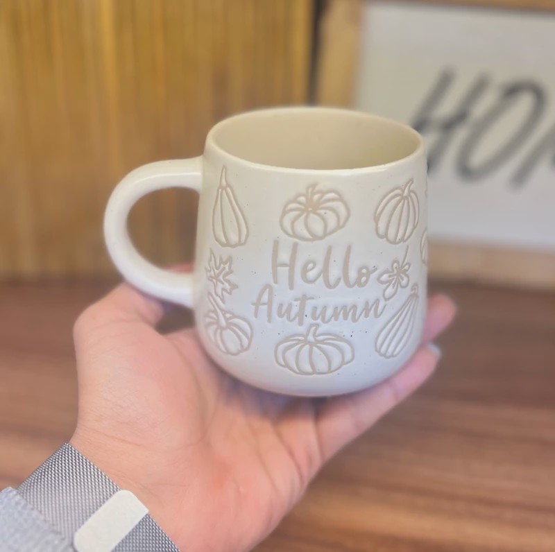 ماگ سرامیکی طرح Hello Autumn - کرم دنی هوم